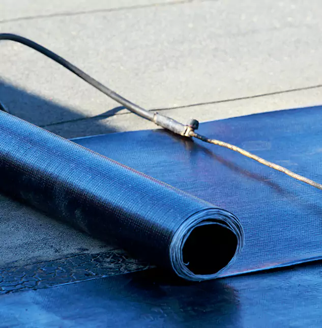 Expert Rubberized Roof Patch Solutions: Restoring Elgin's Flat Roofs to Peak Performance