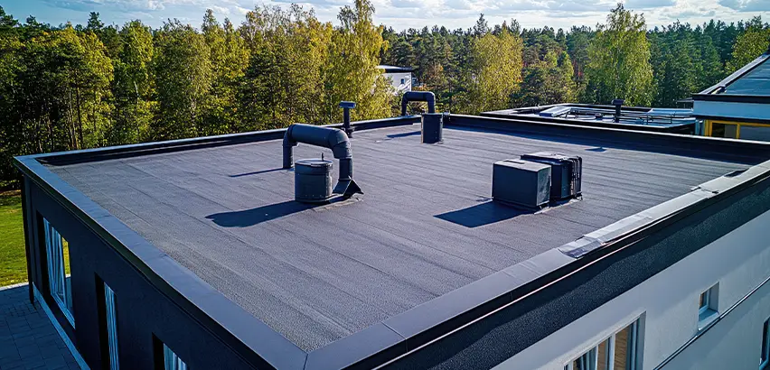 Professional Flat Roof Replacement Services in Elgin, IL