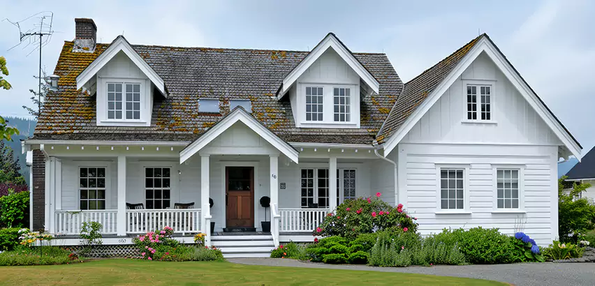 Professional Roofing and Siding Services in Elgin, IL