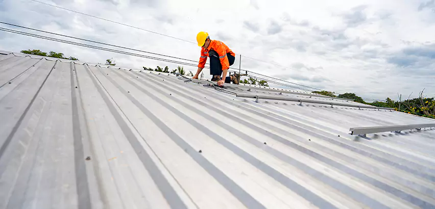 Metal Roof Repairs in Elgin