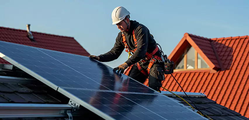 Solar Panels on Steel Roof Installation in Elgin