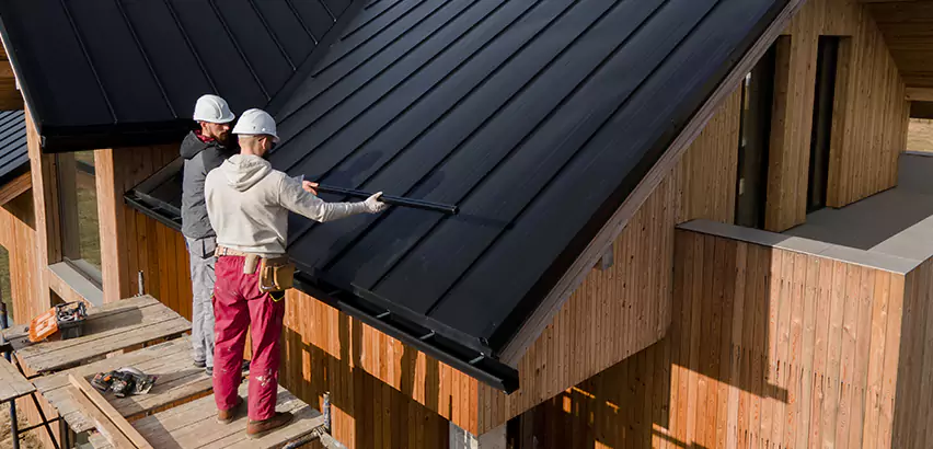 Metal Barn Roof Repair in Elgin